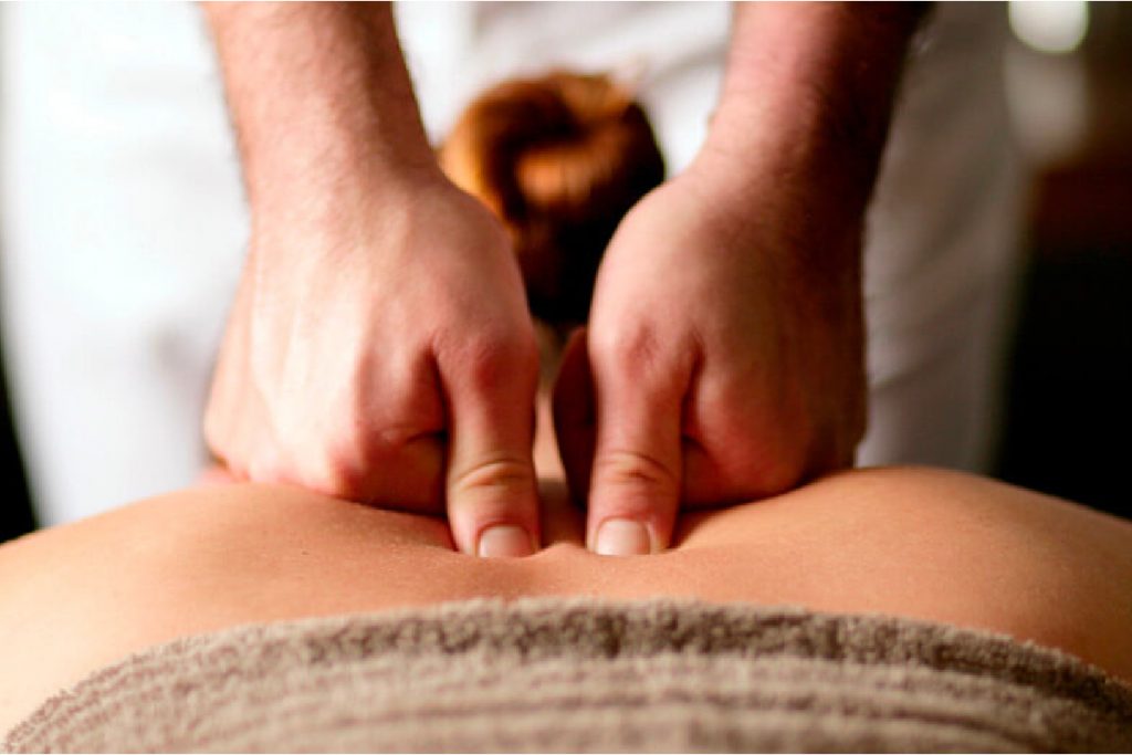 A women enjoying Tuina massages